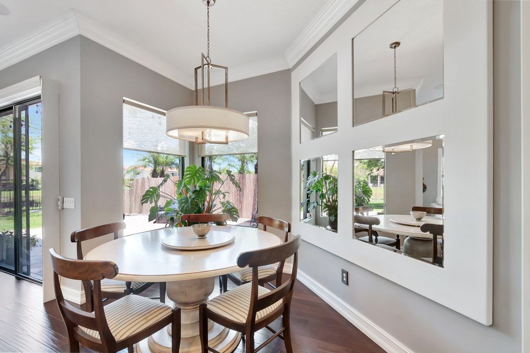 For Sale: $1,625,000 (5 beds, 5 baths, 4331 Square Feet)