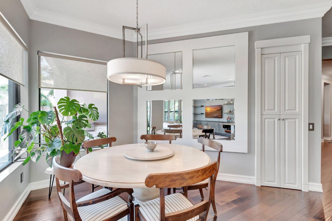 For Sale: $1,625,000 (5 beds, 5 baths, 4331 Square Feet)