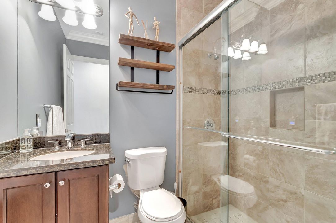 For Sale: $1,625,000 (5 beds, 5 baths, 4331 Square Feet)