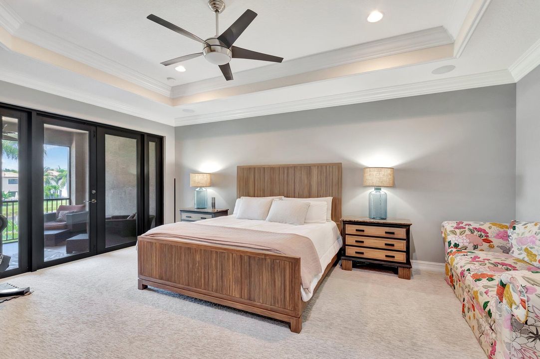 For Sale: $1,625,000 (5 beds, 5 baths, 4331 Square Feet)