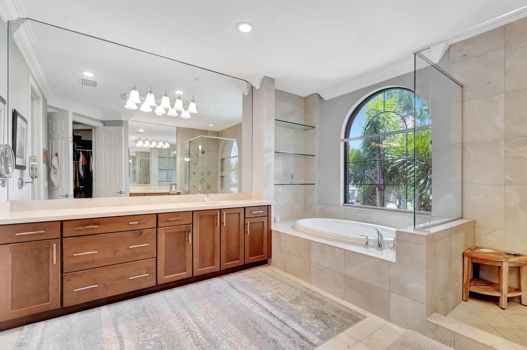 For Sale: $1,625,000 (5 beds, 5 baths, 4331 Square Feet)