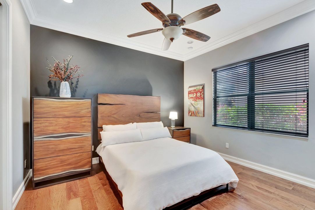 For Sale: $1,625,000 (5 beds, 5 baths, 4331 Square Feet)