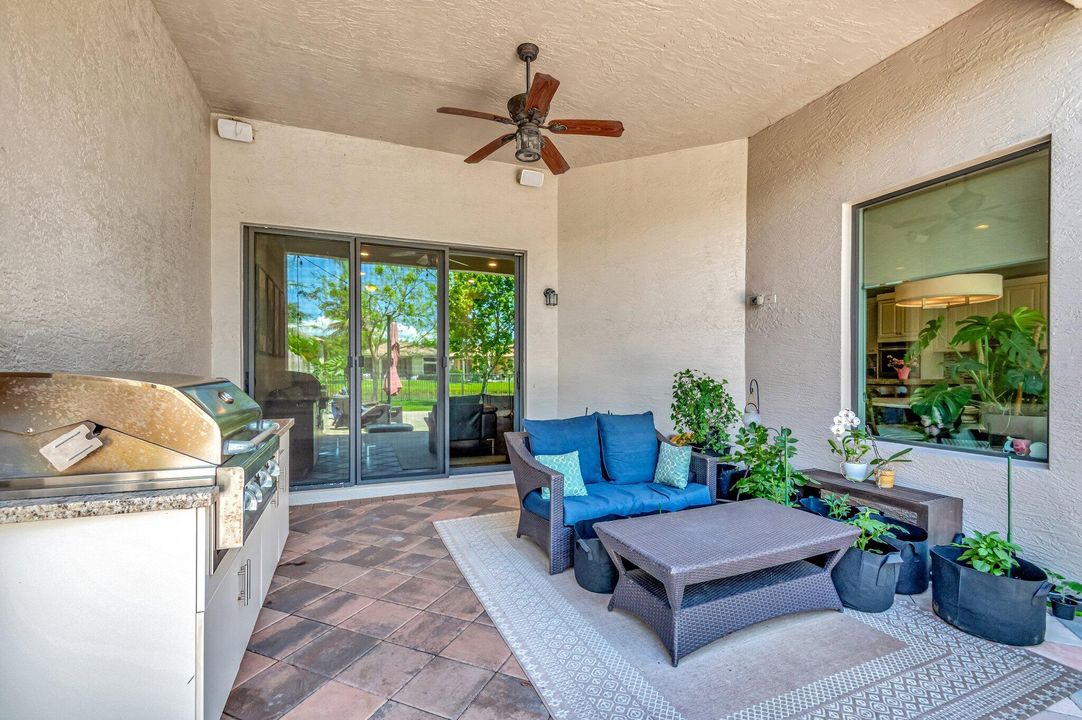 For Sale: $1,625,000 (5 beds, 5 baths, 4331 Square Feet)