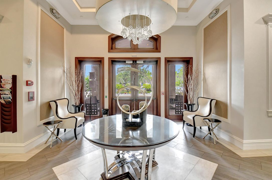 For Sale: $1,625,000 (5 beds, 5 baths, 4331 Square Feet)