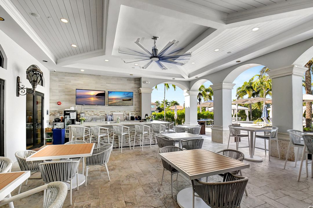 For Sale: $1,625,000 (5 beds, 5 baths, 4331 Square Feet)