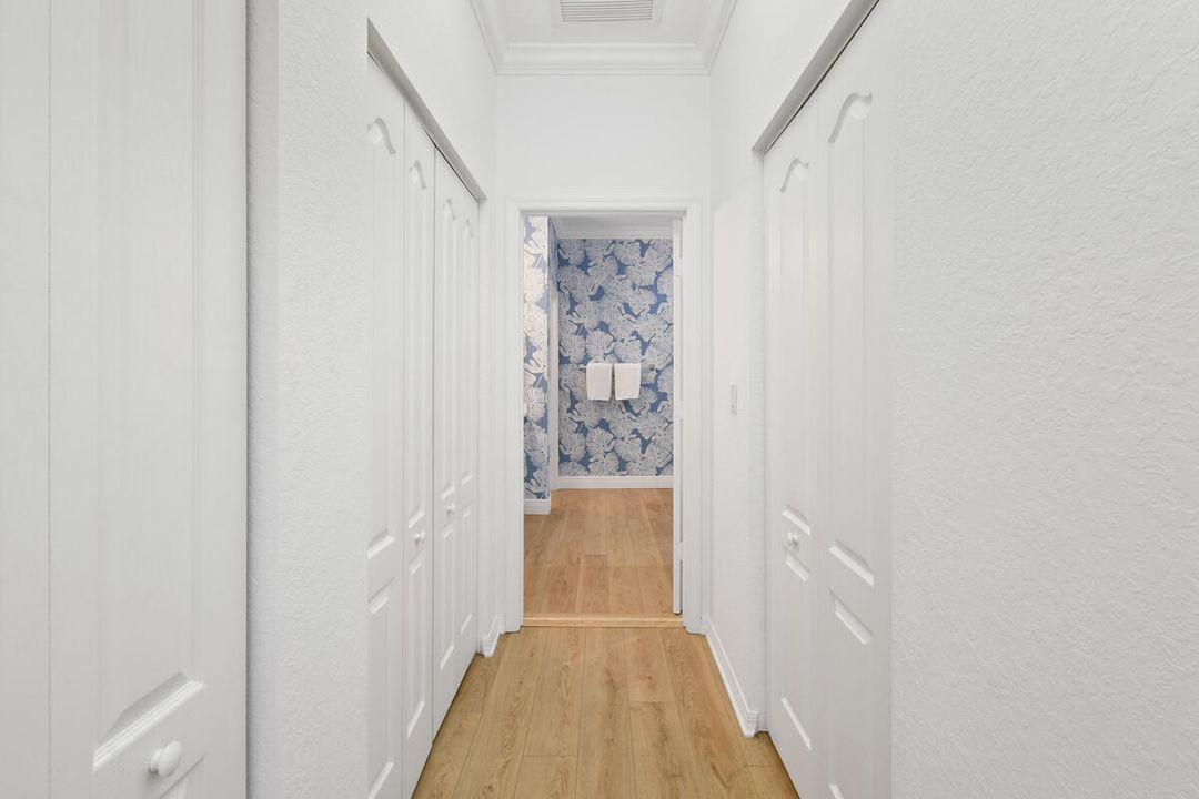 出租: $6,750 (4 贝兹, 2 浴室, 2334 平方英尺)