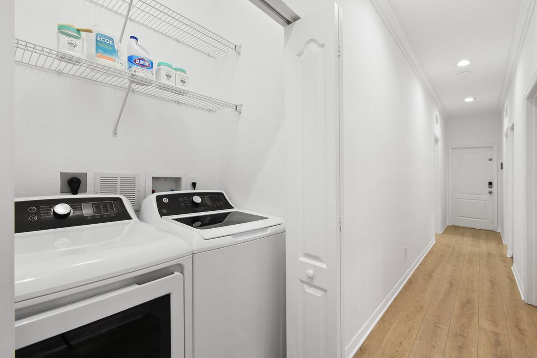 出租: $6,750 (4 贝兹, 2 浴室, 2334 平方英尺)