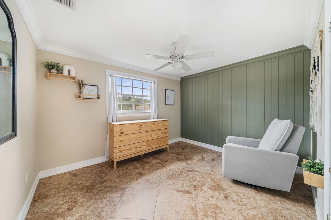 For Sale: $499,999 (3 beds, 2 baths, 1356 Square Feet)