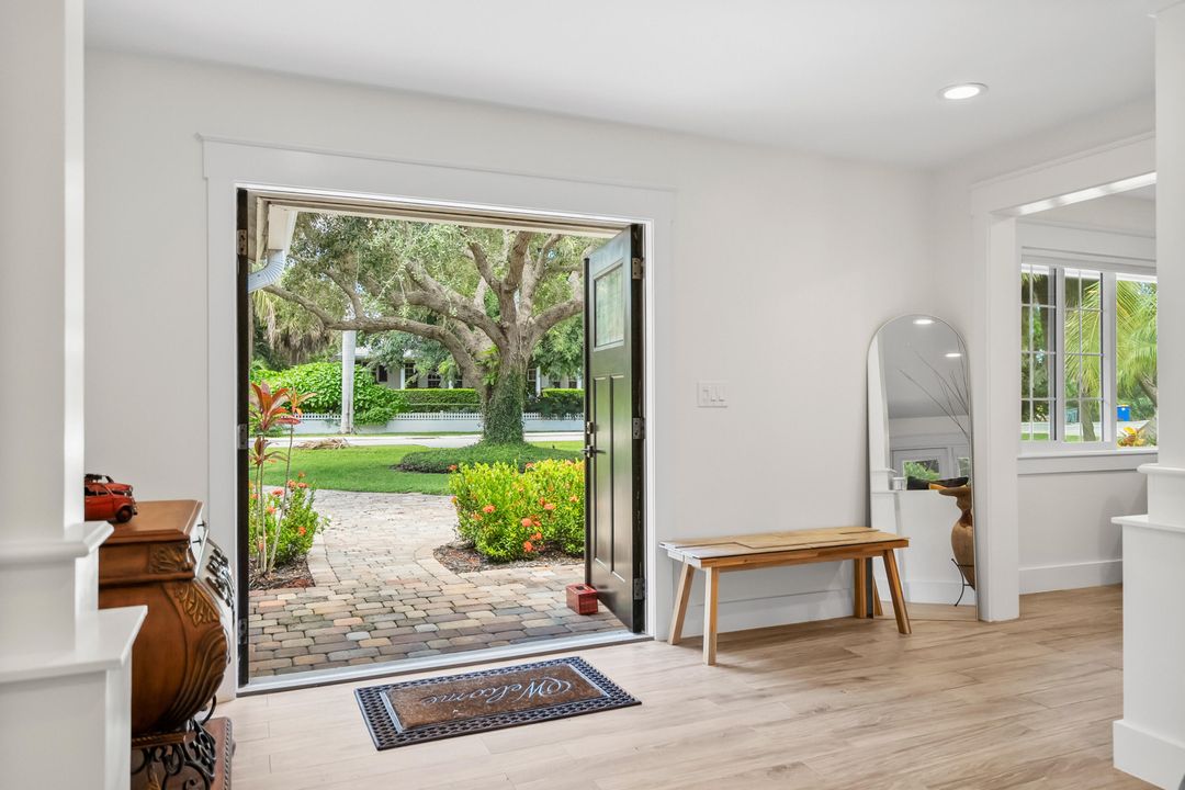 For Sale: $1,189,000 (3 beds, 2 baths, 2261 Square Feet)