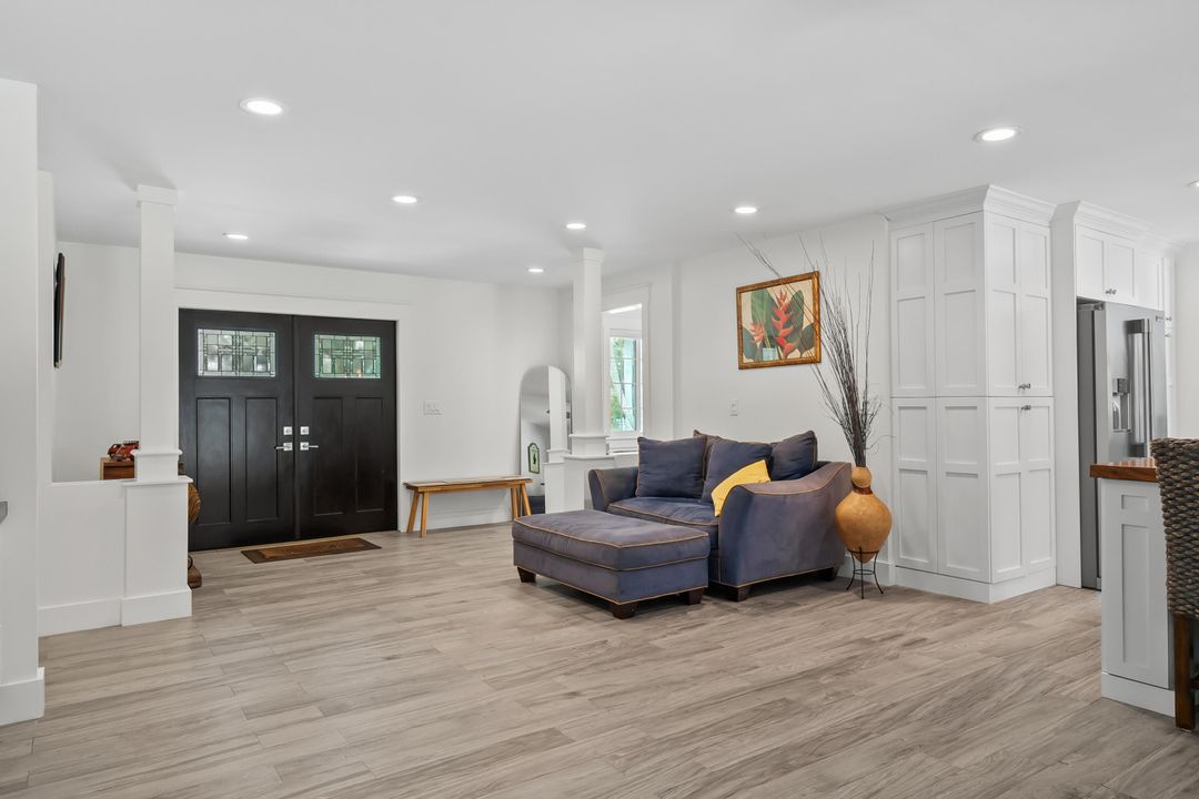 For Sale: $1,189,000 (3 beds, 2 baths, 2261 Square Feet)