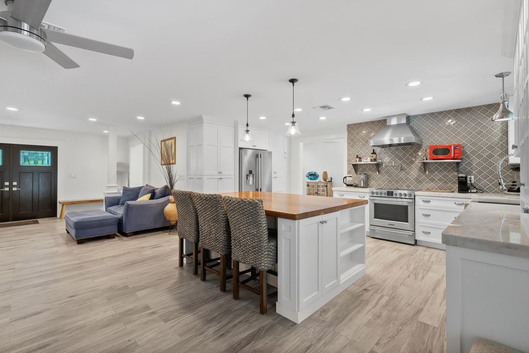 For Sale: $1,189,000 (3 beds, 2 baths, 2261 Square Feet)