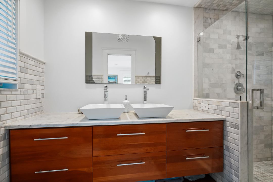 For Sale: $1,189,000 (3 beds, 2 baths, 2261 Square Feet)