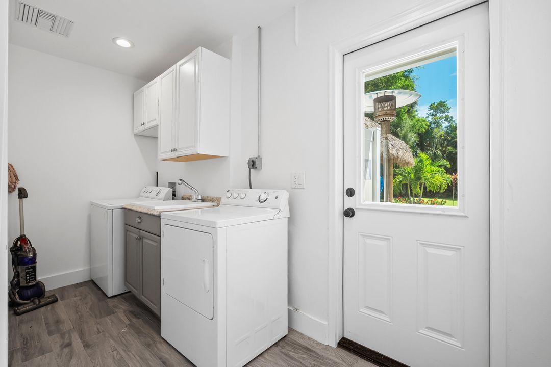 For Sale: $1,189,000 (3 beds, 2 baths, 2261 Square Feet)