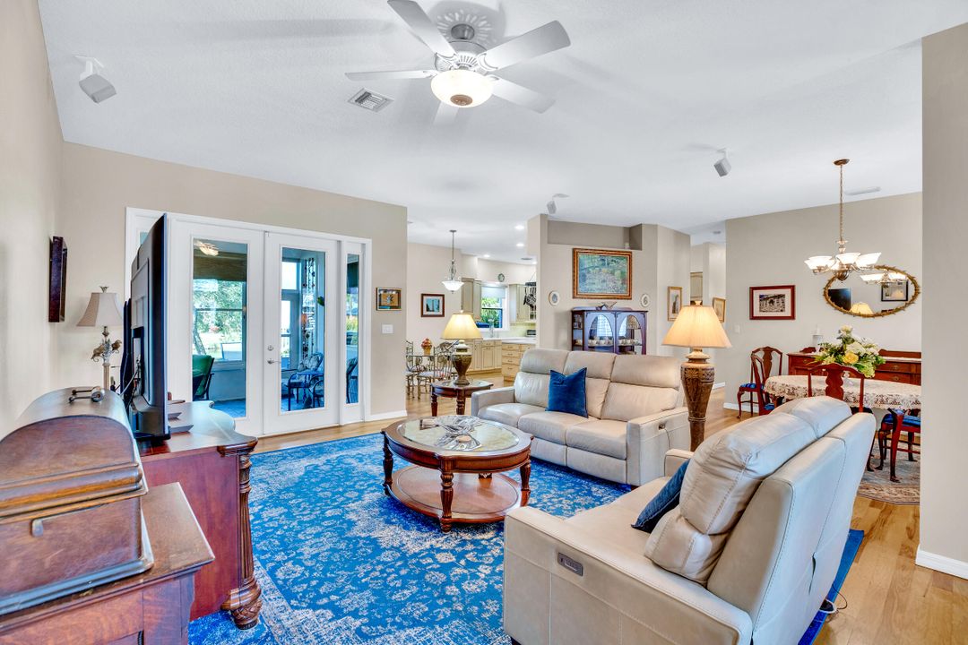 待售: $475,000 (3 贝兹, 2 浴室, 2247 平方英尺)