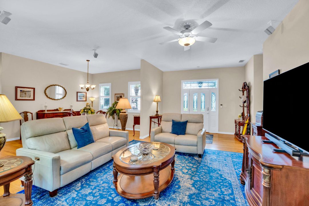 待售: $475,000 (3 贝兹, 2 浴室, 2247 平方英尺)