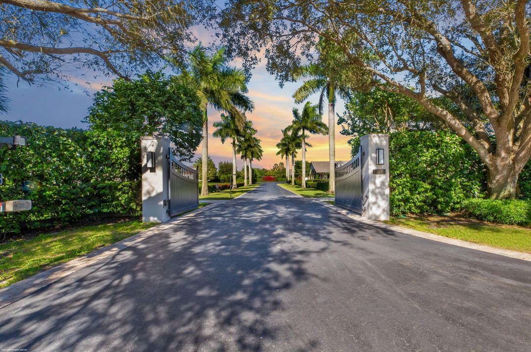 На продажу: $56,500,000 (5 спален, 7 ванн, 15029 Квадратных фут)