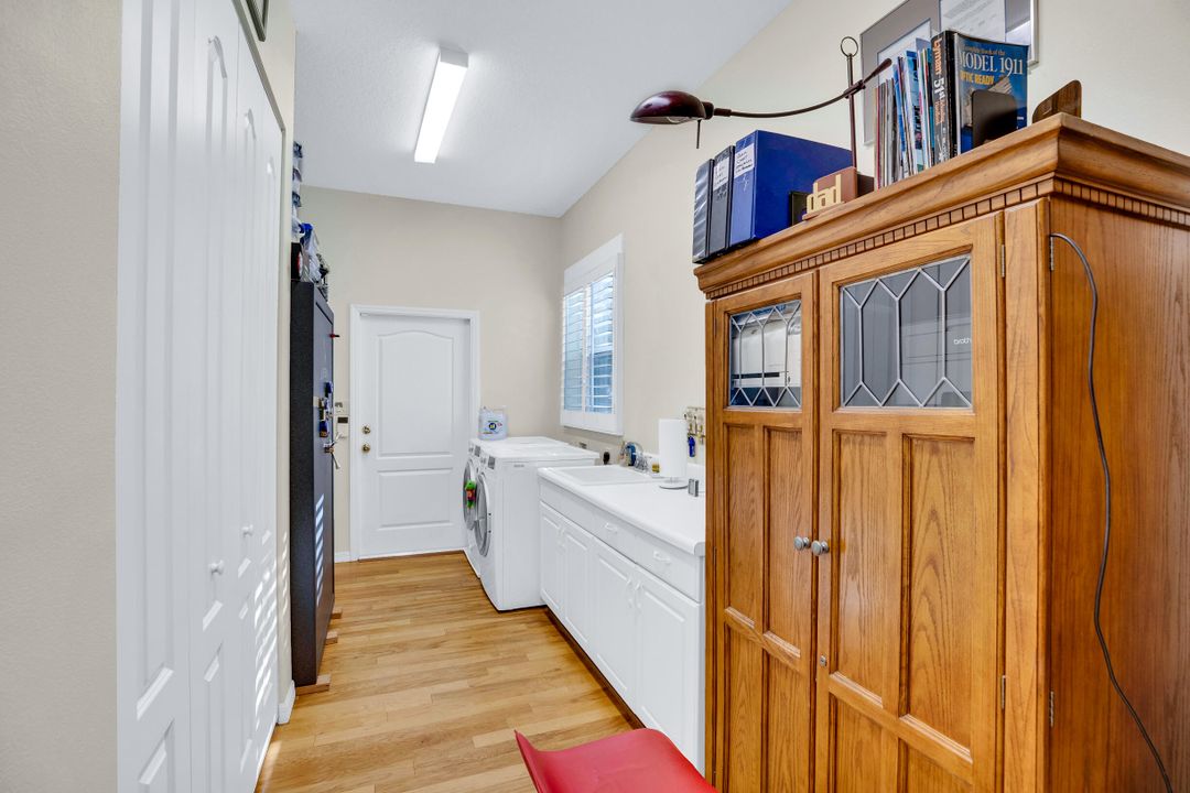 待售: $475,000 (3 贝兹, 2 浴室, 2247 平方英尺)