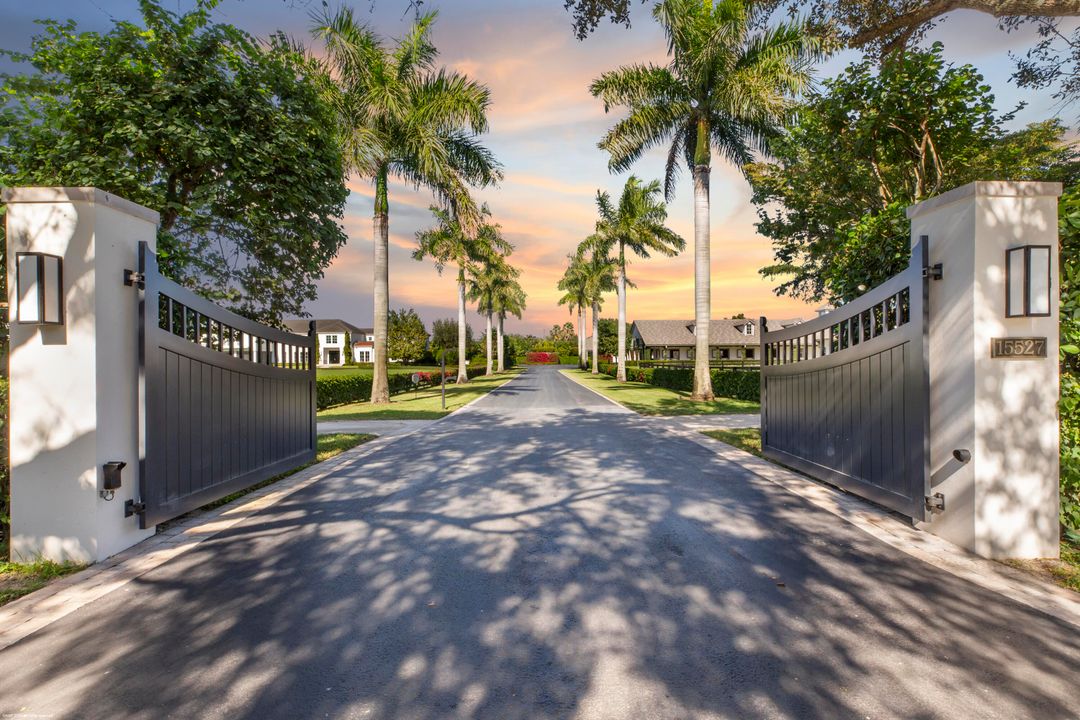 На продажу: $56,500,000 (5 спален, 7 ванн, 15029 Квадратных фут)