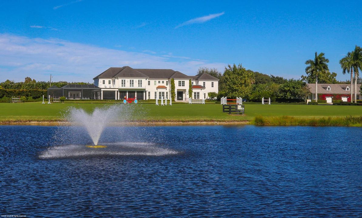 На продажу: $56,500,000 (5 спален, 7 ванн, 15029 Квадратных фут)