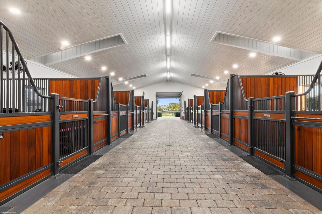 На продажу: $56,500,000 (5 спален, 7 ванн, 15029 Квадратных фут)