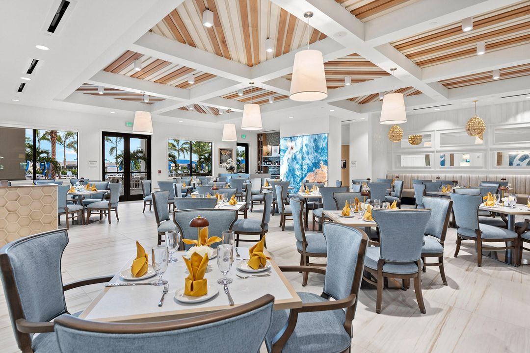 For Sale: $949,900 (3 beds, 2 baths, 2580 Square Feet)