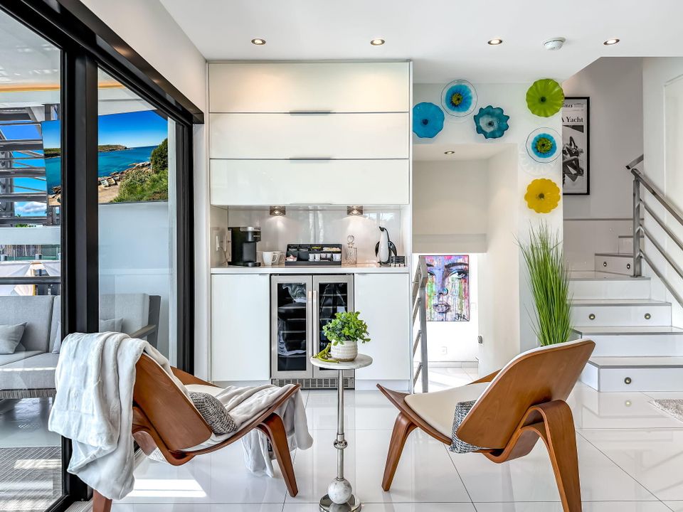 出租: $12,000 (3 贝兹, 2 浴室, 1634 平方英尺)