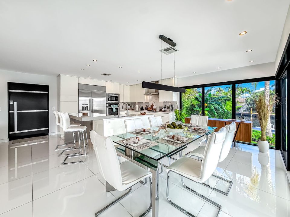 出租: $12,000 (3 贝兹, 2 浴室, 1634 平方英尺)