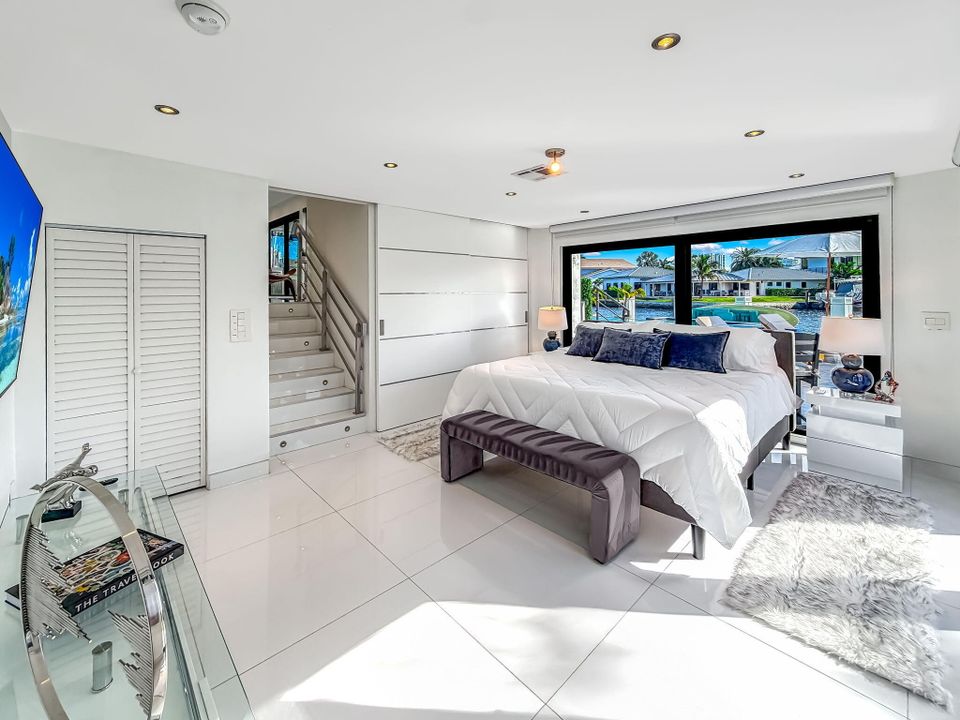 出租: $12,000 (3 贝兹, 2 浴室, 1634 平方英尺)