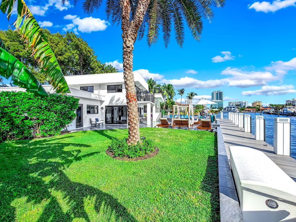 出租: $12,000 (3 贝兹, 2 浴室, 1634 平方英尺)