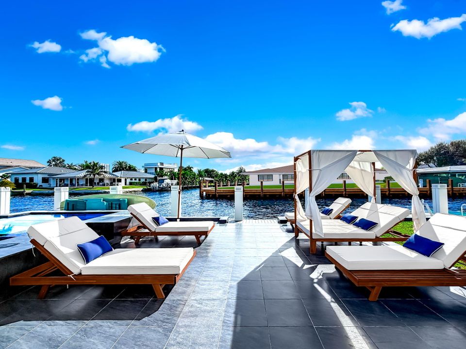 出租: $12,000 (3 贝兹, 2 浴室, 1634 平方英尺)