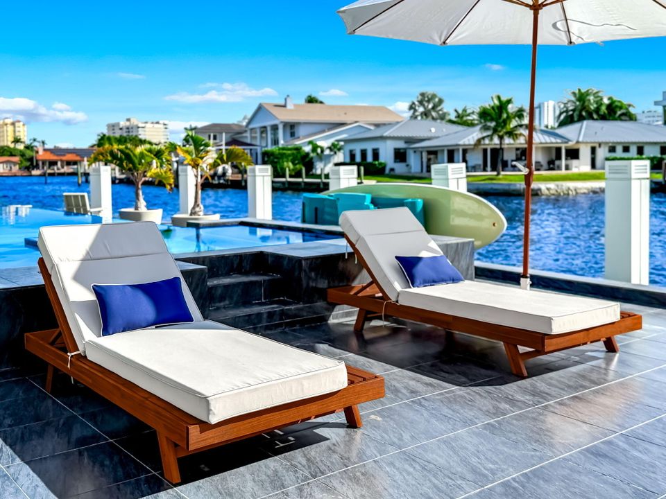 出租: $12,000 (3 贝兹, 2 浴室, 1634 平方英尺)