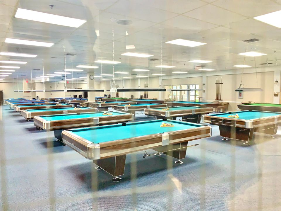 For Rent: $1,700 (1 beds, 1 baths, 700 Square Feet)