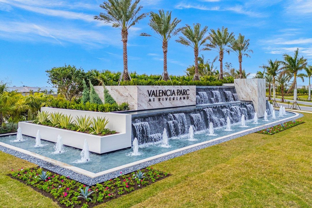 For Sale: $949,900 (3 beds, 2 baths, 2580 Square Feet)