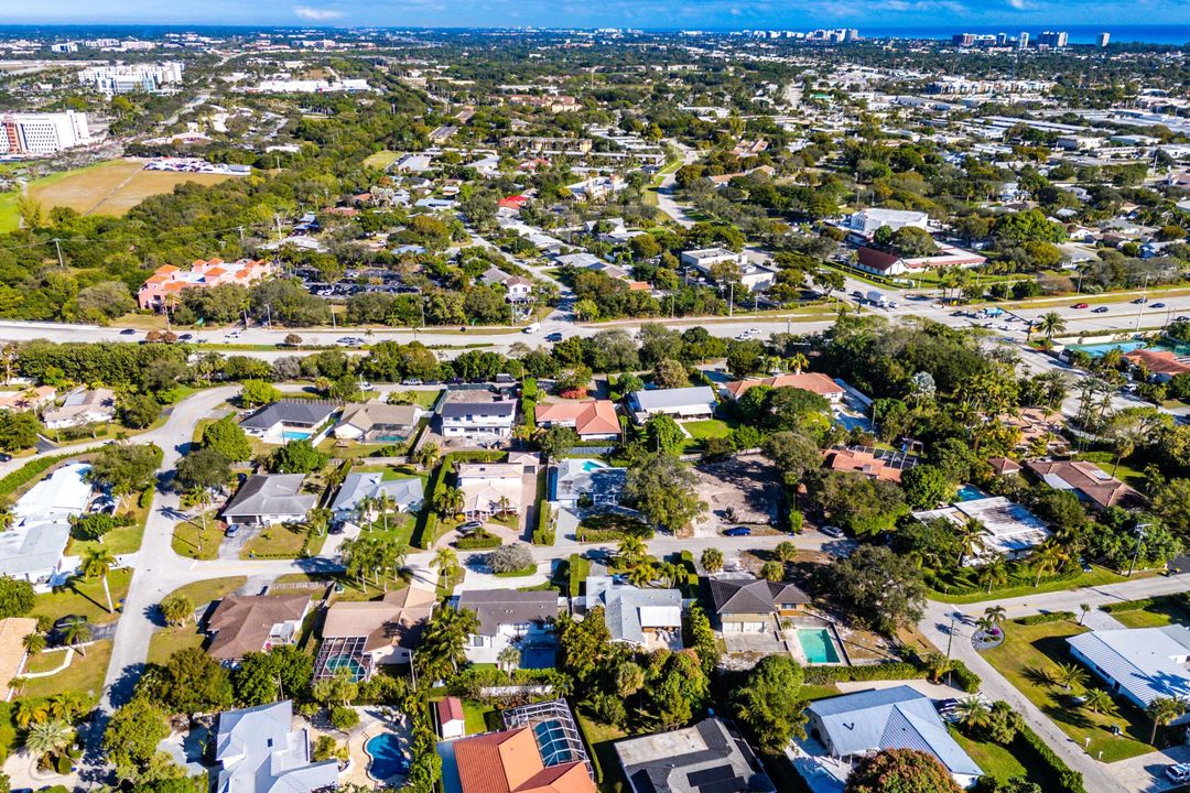 En Venta: $2,200,000 (4 camas, 2 baños, 2003 Pies cuadrados)