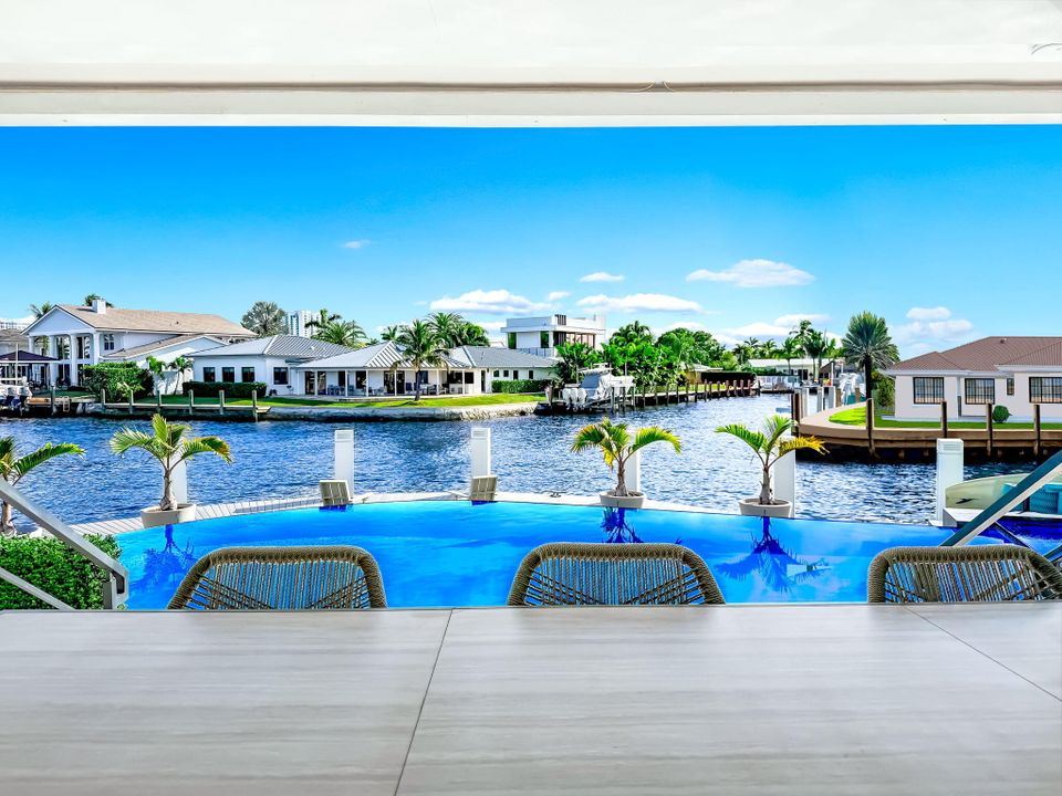 出租: $12,000 (3 贝兹, 2 浴室, 1634 平方英尺)