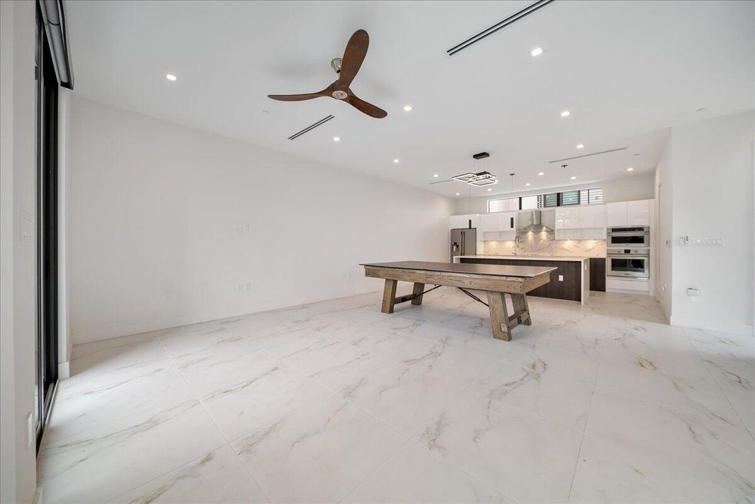 For Sale: $1,199,000 (3 beds, 3 baths, 2074 Square Feet)