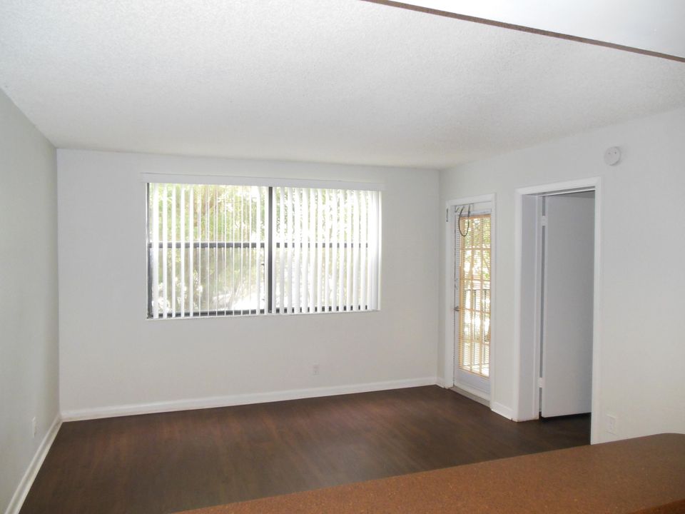 En Renta: $1,550 (1 camas, 1 baños, 527 Pies cuadrados)