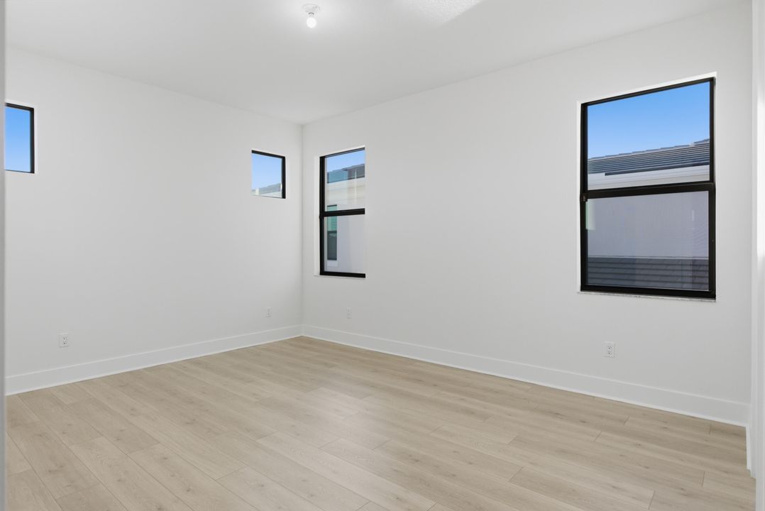 En Venta: $2,599,990 (4 camas, 4 baños, 4207 Pies cuadrados)