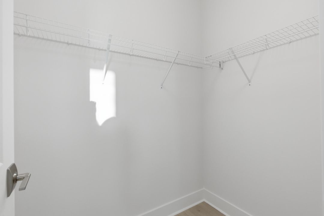 En Venta: $2,599,990 (4 camas, 4 baños, 4207 Pies cuadrados)