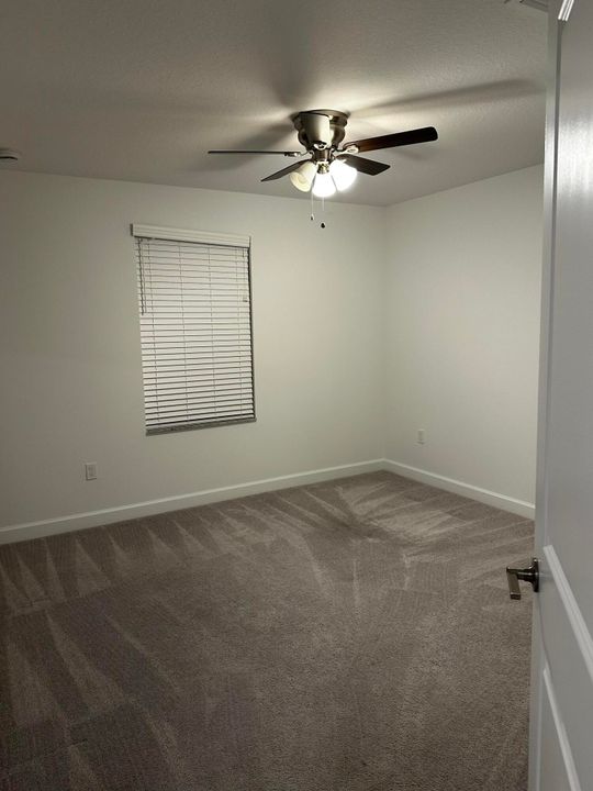 В аренду: $4,500 (4 спален, 2 ванн, 3065 Квадратных фут)