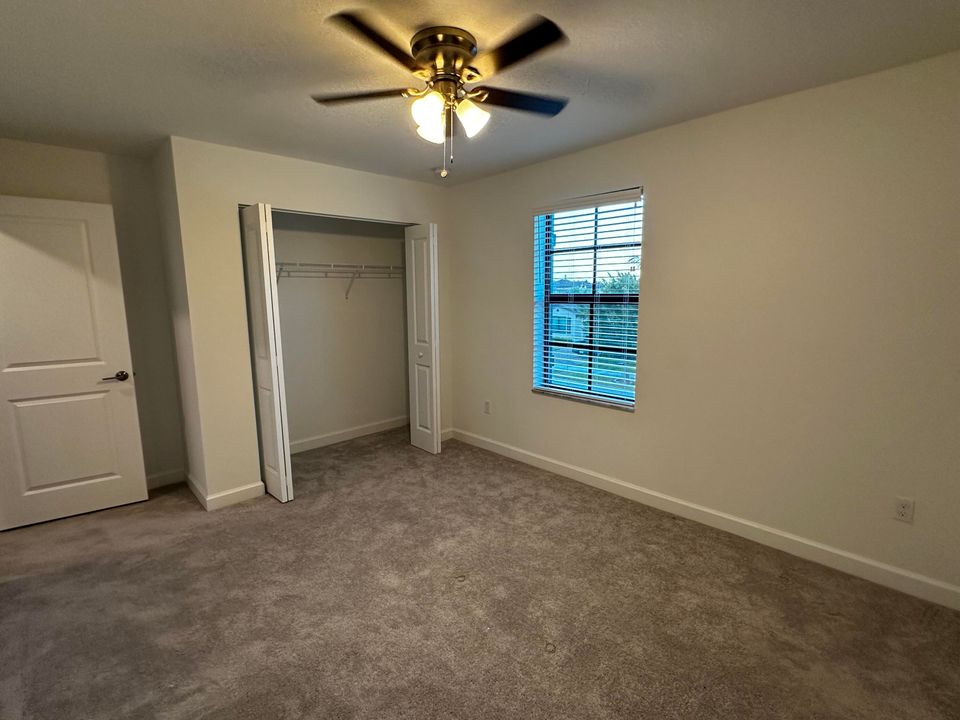 В аренду: $4,500 (4 спален, 2 ванн, 3065 Квадратных фут)