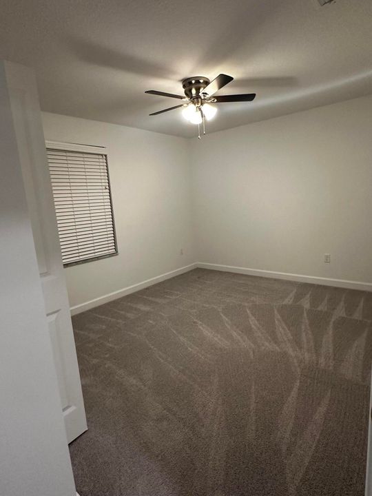 В аренду: $4,500 (4 спален, 2 ванн, 3065 Квадратных фут)