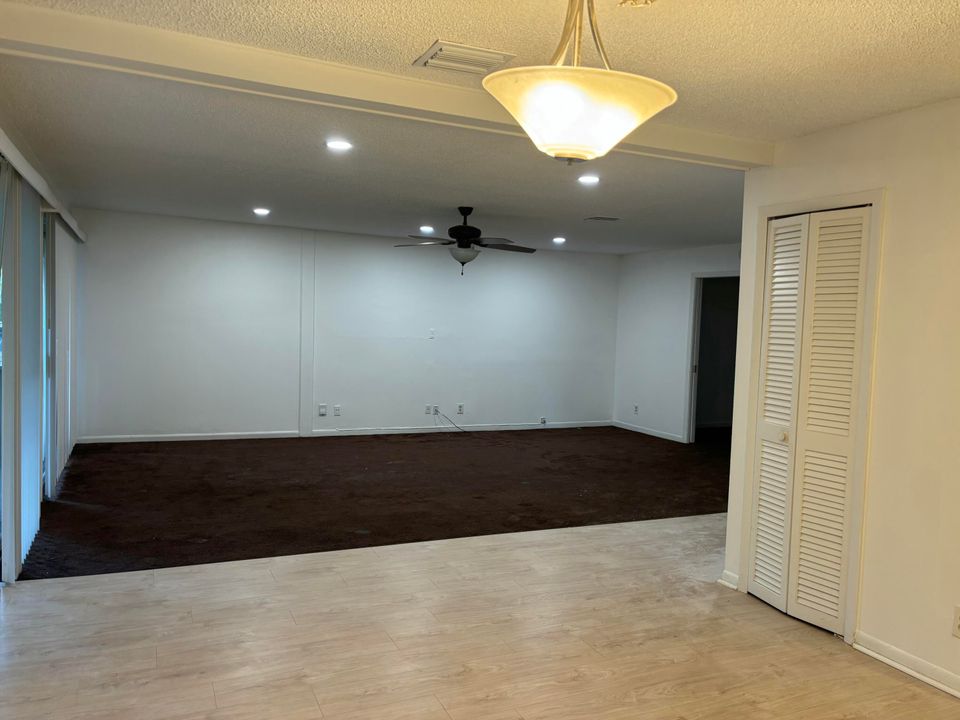 For Rent: $2,750 (3 beds, 2 baths, 1461 Square Feet)
