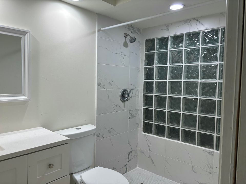 For Rent: $2,750 (3 beds, 2 baths, 1461 Square Feet)