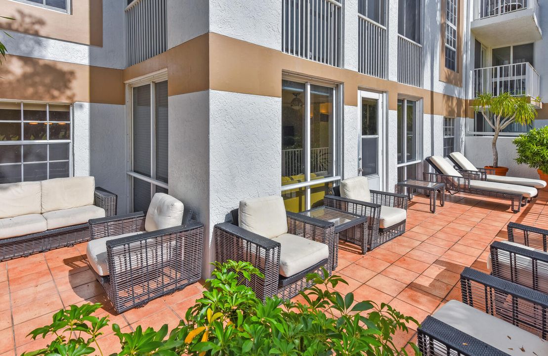 En Venta: $575,000 (3 camas, 2 baños, 1913 Pies cuadrados)