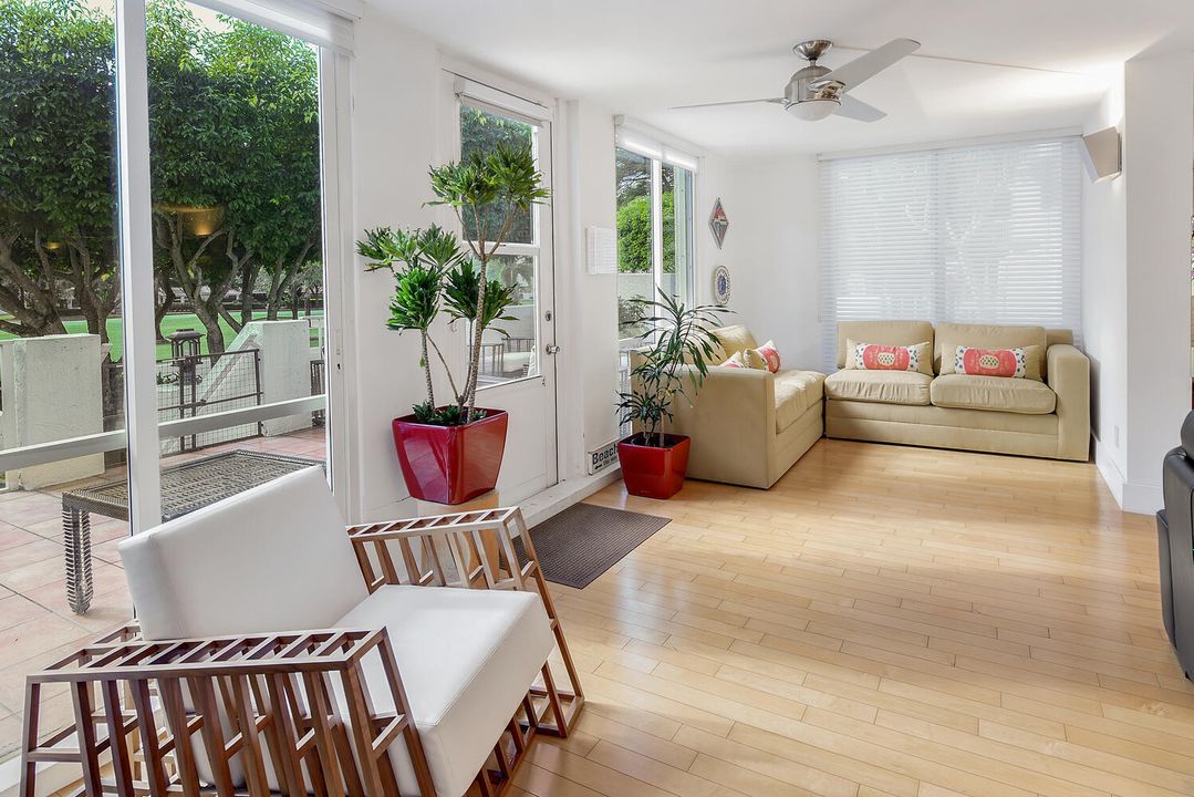 En Venta: $575,000 (3 camas, 2 baños, 1913 Pies cuadrados)