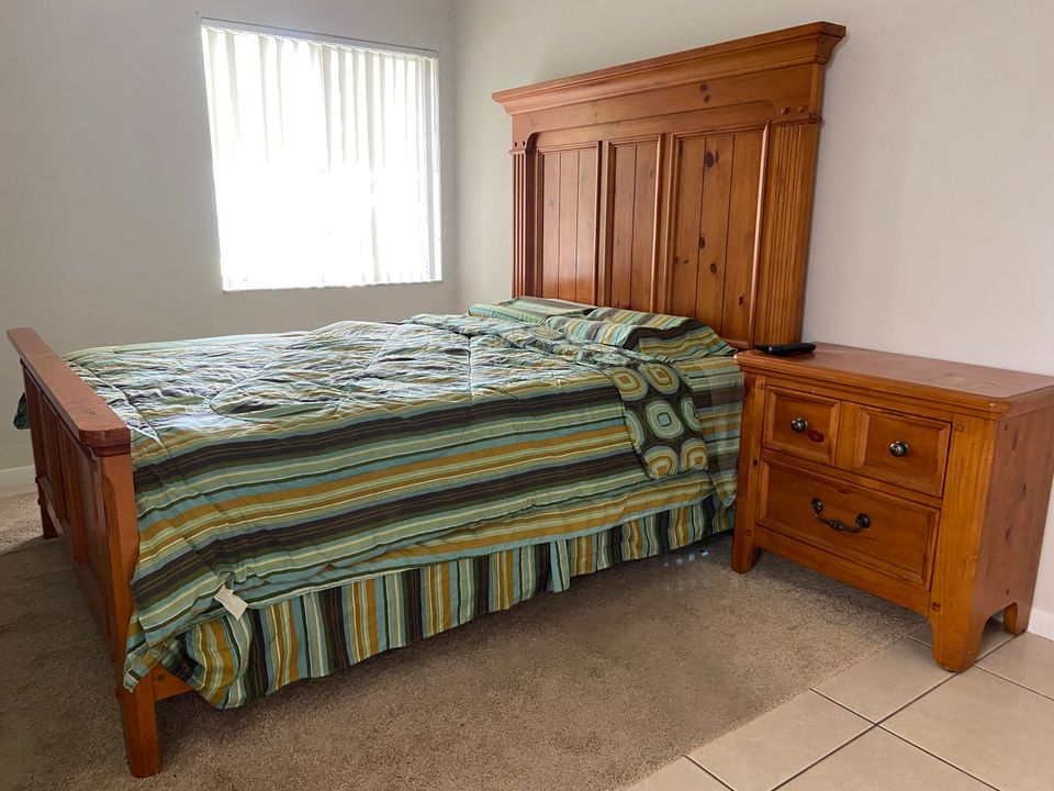 В аренду: $2,150 (2 спален, 1 ванн, 880 Квадратных фут)