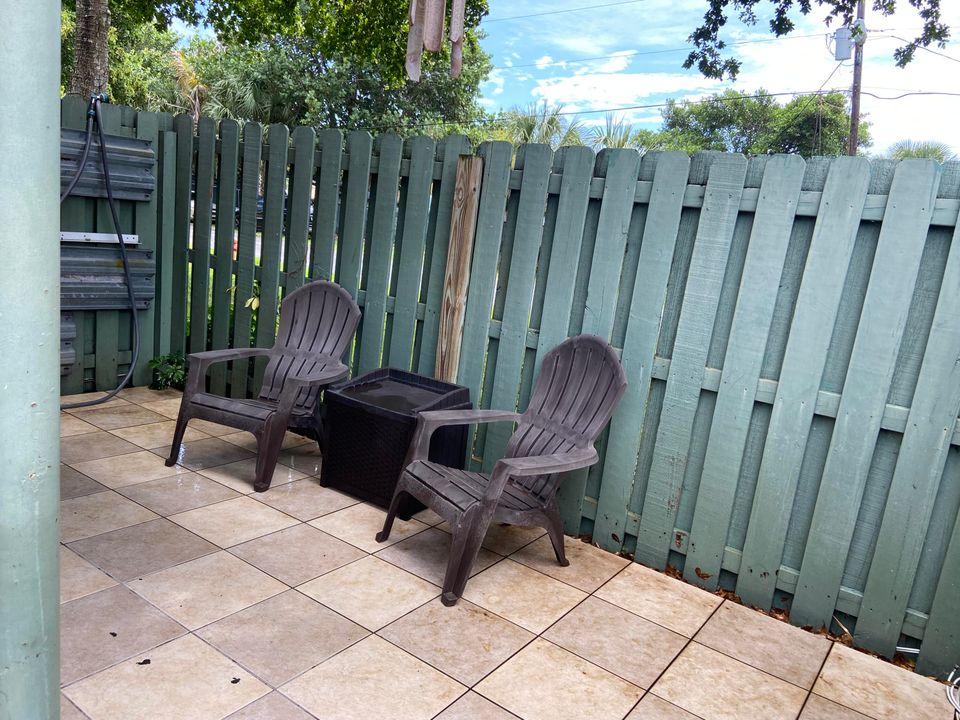 В аренду: $2,150 (2 спален, 1 ванн, 880 Квадратных фут)