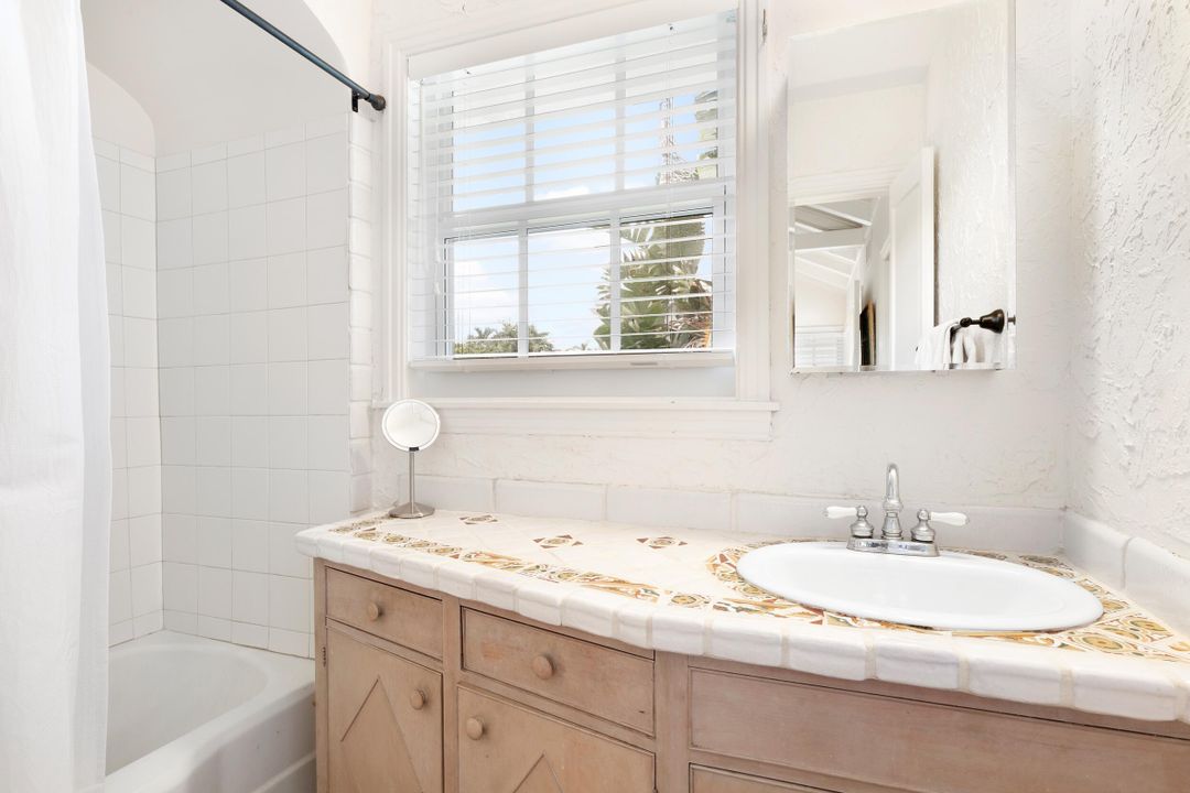 En Venta: $6,250,000 (4 camas, 4 baños, 2759 Pies cuadrados)