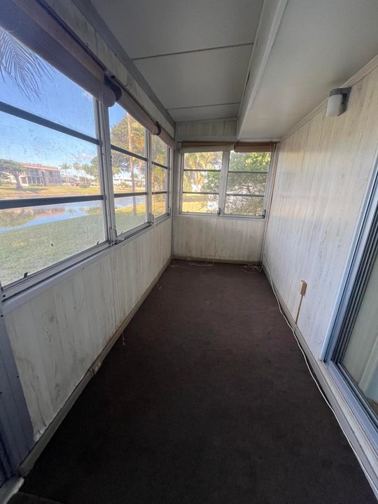 На продажу: $67,500 (1 спален, 1 ванн, 726 Квадратных фут)